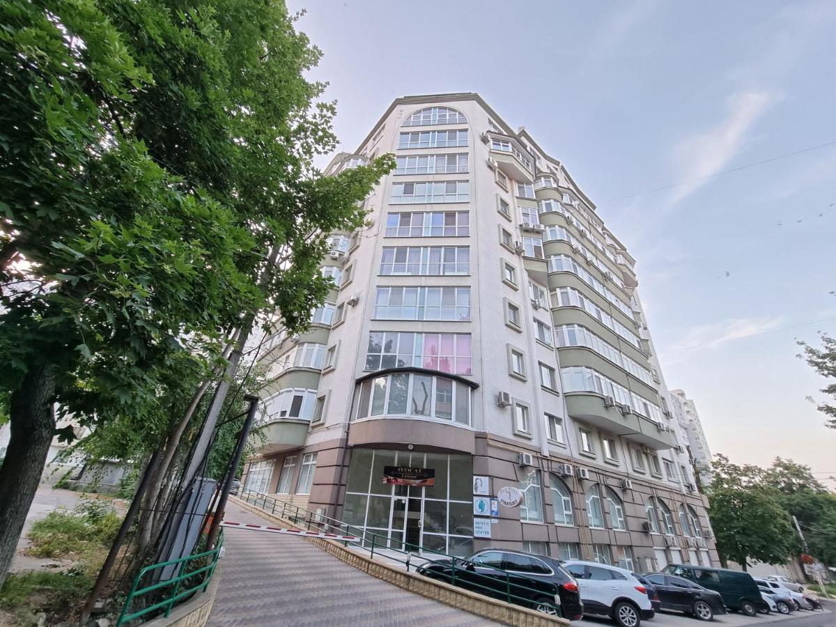 Extra Grand Apartments Two Bedrooms Ultracentral Chisinau Exterior photo